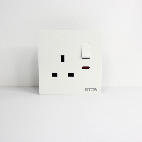Tellaro Switched Socket Outlet With Neon, Screwless, 13Amp, Vancouver T3407